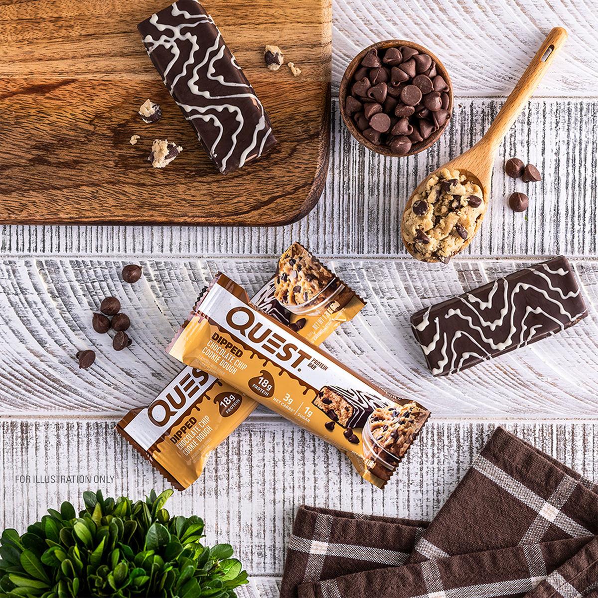 dipped-chocolate-chip-cookie-dough-protein-bar-x7 qst-012268_dipped-chocolate-chip-cookie-dough-protein-bar_7.png