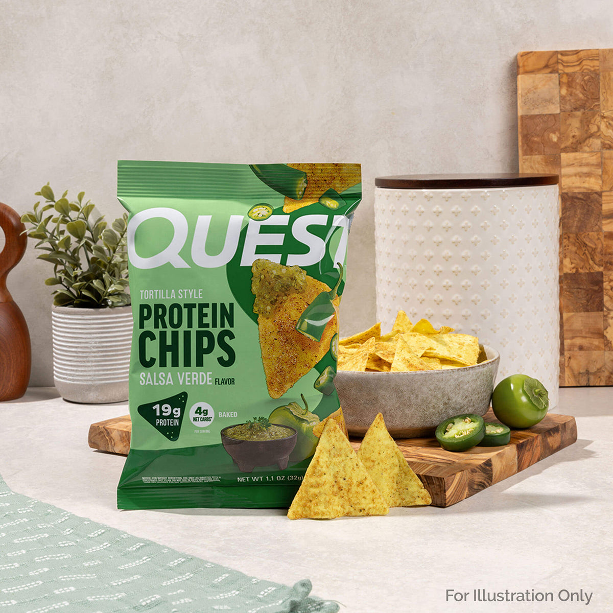 salsa-verde-tortilla-style-protein-chips-l7 qst-016419-salsa-verde-tortilla-style-protein-chips_5.jpg